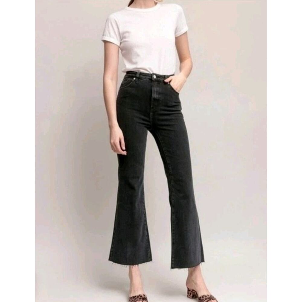 Rolla's Eastcoast Frayed Crop Flare Jeans Size 29 Washed Black Minimalist Denim